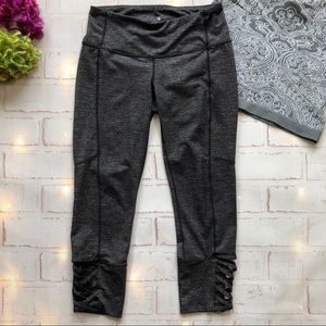 Athleta Capri Leggings/Yoga Pants